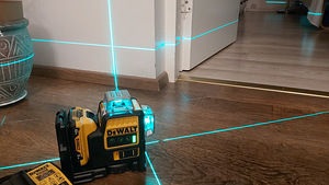 ЛАЗЕР, ЛАЗЕРНЫЙ УРОВЕНЬ DEWALT DW089LG 3X360 (1 фото из 5)