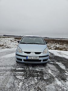 Mitsubishi Colt 1.3 70kW (5 foto / 11)