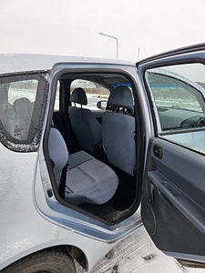 Mitsubishi Colt 1.3 70kW (11 foto / 11)