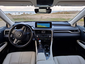 Lexus RX450h Luxury Facelift (8 foto / 15)