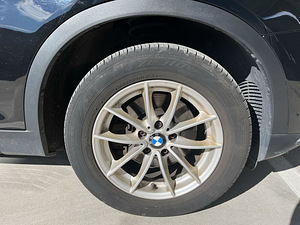 Хорошо ухоженный BMW X3 2.0 135 кВт Бензин (10 фото из 14)