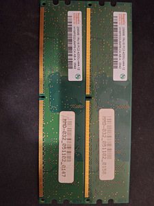 Hynix PC2-4200 (DDR2-533) Bus Speed Computer RAM 256 MB Capa