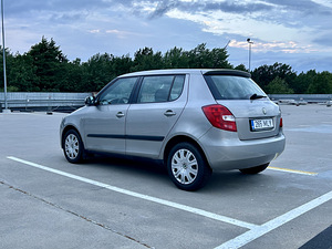 Škoda Fabia (5 foto / 11)