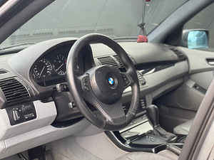 BMW X5 IS 3.0d Facelift (7 foto / 13)