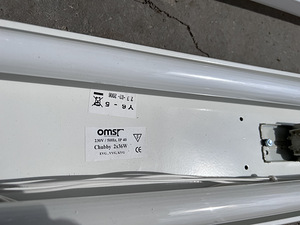 Avariivalgusti 2x36 W, OMS, Chubby + 2 luminofoortorud (2 foto / 2)