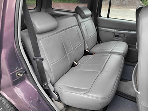 Ford Explorer 1997 4WD / Automaat / 4.0 V6 / Heas korras (5 foto / 9)