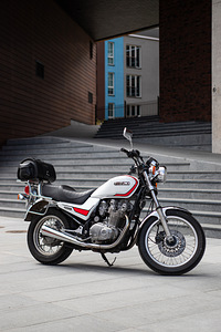 Suzuki GR 650 37kW 1989 (3 foto / 10)