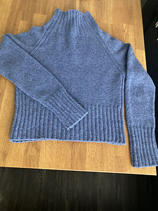 Свитер ручной вязки( hand made ) (6 фото из 6)