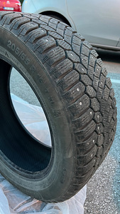 TALVE REHVID CONTINENTAL ContiIceContact 205/55R16 4 TK. (2 foto / 7)