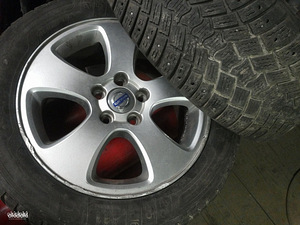 Volvo 16*7 215/55/16 (2 foto / 2)