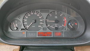 BMW e46 320d 2003a. Автомат (9 фото из 12)