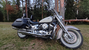 Yamaha xvs 650 Drag Star (7 foto / 9)