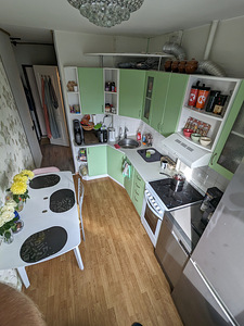 Кухонная мебель, угловая кухня 2,5m * 1,4m + электроплита (2 фото из 3)