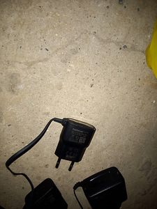 Nokia зарядные устройства (3 фото из 3)