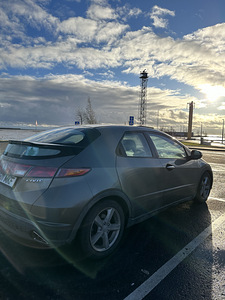 Honda Civic 2007 103kW (6 foto / 15)