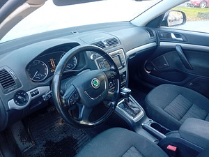 Skoda Octavia 1.8TSI 2009 (4 foto / 5)