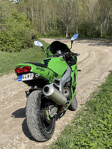 Продается Kawasaki zx-6r (2 фото из 7)