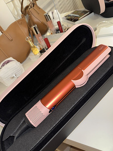 Dyson Airstrait sirgendaja, Strawberry Bronze (2 foto / 5)