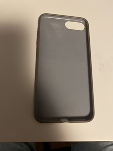 Müüa 2 telefonikatet iPhone 8 plusi jaoks (2 foto / 4)