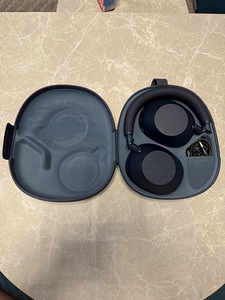 Sony WH-1000XM6 - Midnight blue. (1 foto / 9)