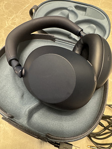 Sony WH-1000XM6 - Midnight blue. (8 foto / 9)