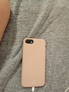 iPhone 7 (2 foto / 3)