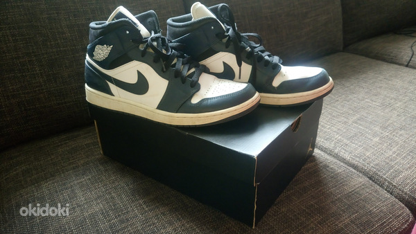 Nike Air Jordan Mid Armory Navy