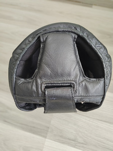 Боксерский шлем Hayabusa T3 (3 фото из 3)