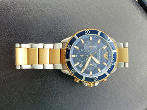 Продам часы Emporio Armani (1 фото из 1)