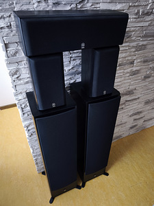 Yamaha põranda kõlarid +surround (7 foto / 9)