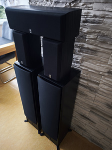 Yamaha põranda kõlarid +surround