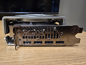 XFX Radeon RX 6950 XT (2 foto / 4)