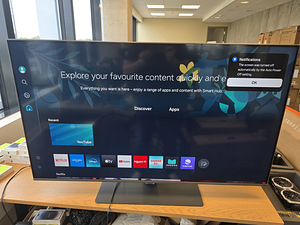 Samsung 50" QLED 4K UHD Smart TV QE50Q80B
