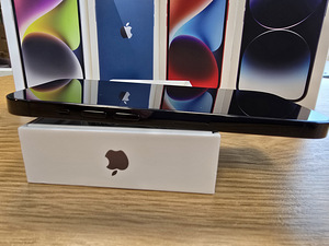 Продается iPhone 14 Pro 128GB – Space Black (5 фото из 8)