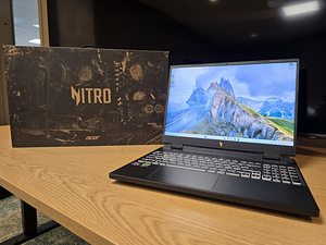 Acer Nitro 16 AN16-41 – Ryzen 7 7735HS + RTX 4070 8 GB (1 foto / 8)
