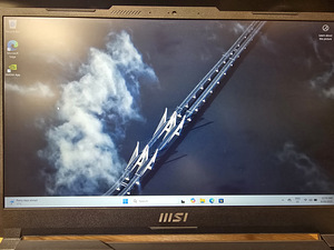 MSI Cyborg 15 – Intel Core i5-12450H + RTX 4060 8 GB (3 foto / 8)