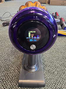 Dyson V15 Detect Absolute – juhtmeta tolmuimeja (3 foto / 7)