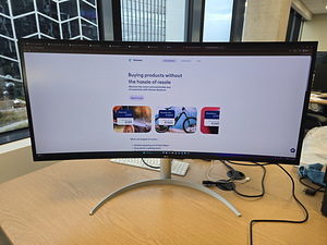 LG 40WP95C (39,7″ Curved UltraWide 5K2K) (1 foto / 3)