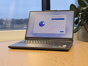 Lenovo Legion Slim 5 - RTX 4060 Ryzen 7, 1TB SSD (2 foto / 8)