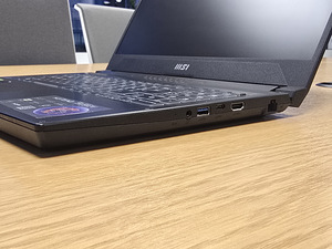 MSI Katana – RTX 4070, Core i7, 144 Hz (3 foto / 7)