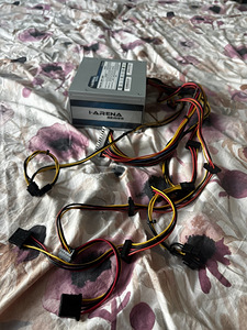 Chieftec 600W блок питания (3 фото из 3)