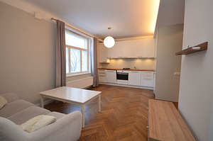A. Adamsoni tn 32, Kesklinn, Tallinn, Harjumaa (2 foto / 16)