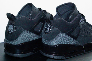 Jordan Spizike Low (3 фото из 3)