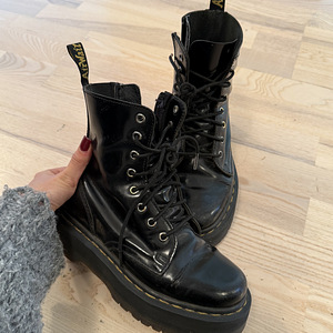 Dr martens (1 foto / 3)