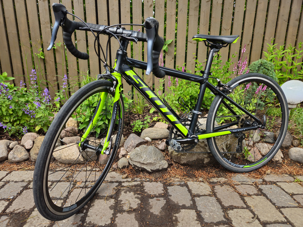 Laste maanteeratas Scott Speedster J24