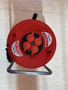 Удлинитель на катушке WÜRTH H07BQ-F 3G1.5 50M (1 фото из 1)