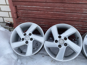 Mazda originaal veljed r16 5x114 - 4tk (2 foto / 4)