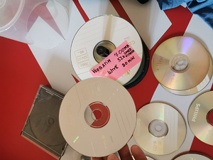 CD диски 700 MB, 4.7 GB