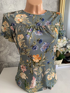 Очень красивая блузка "Orsay"