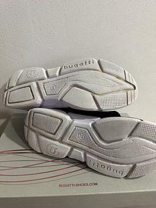 Bugatti кроссовки (3 фото из 3)
